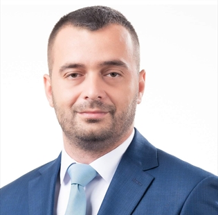 Arbër  Rexhaj